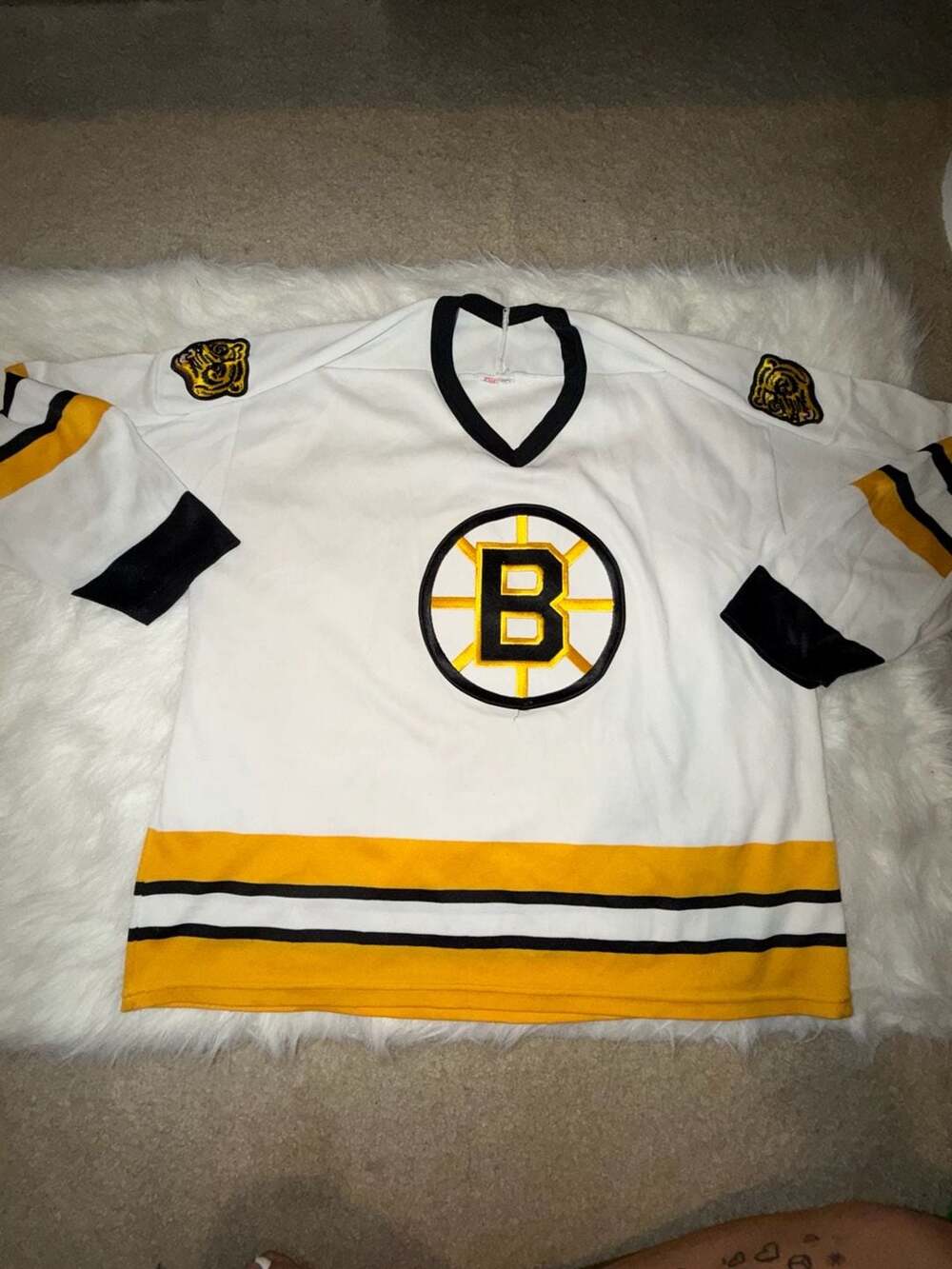 Vintage Boston Bruins CCM White Hockey Jersey with Shoulder Bear Logos
